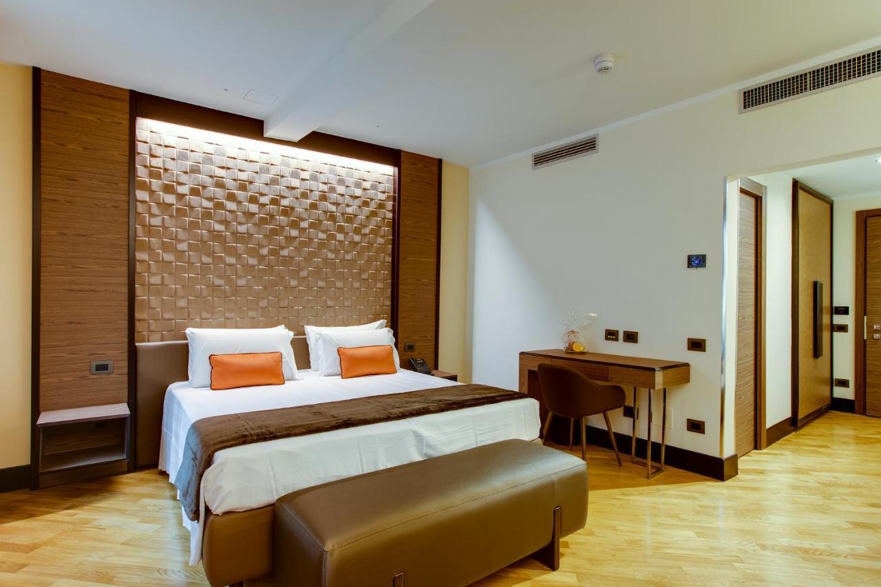 Solo Experience Hotel
