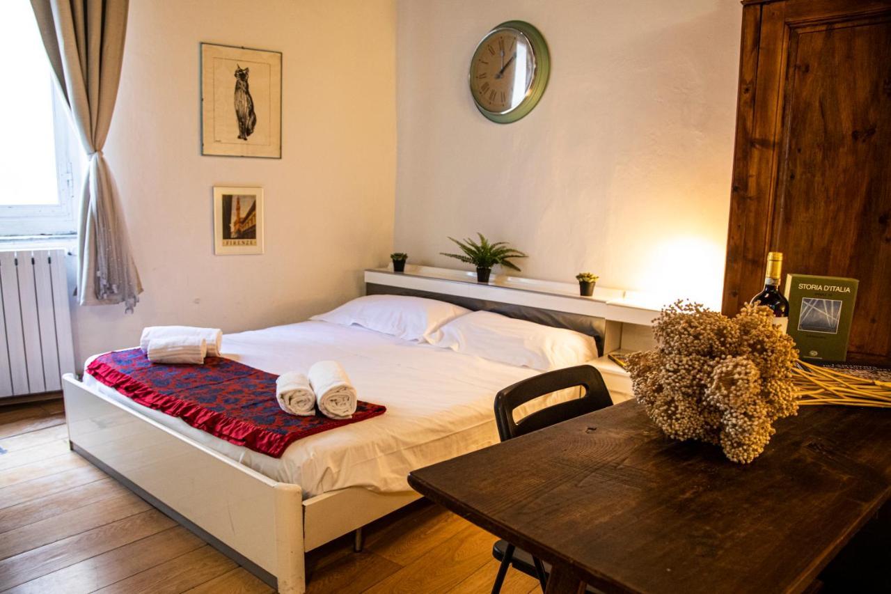 Leilighet Studio In Tornabuoni Within A Renaissance Building