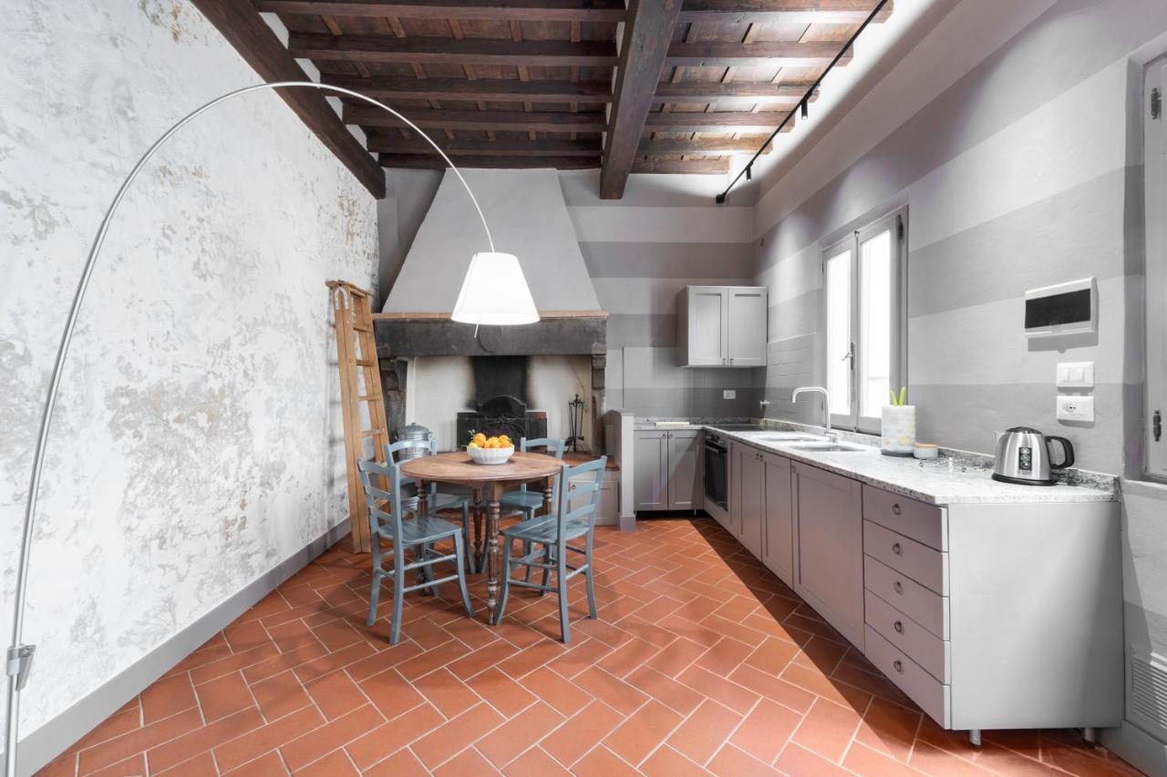 Apartment Santa Trinita Industrial Flat Florence