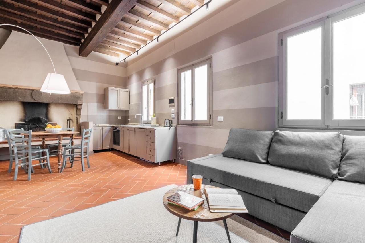 Apartment Santa Trinita Industrial Flat *