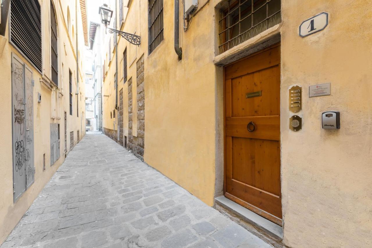 Apartment Santa Trinita Industrial Flat Florence