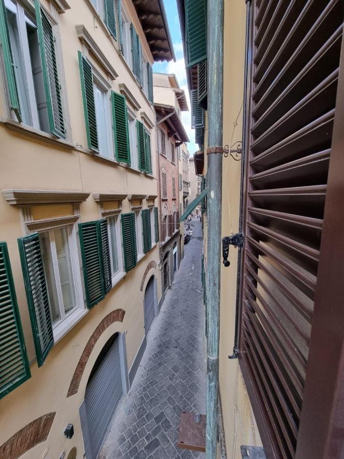 Heart Uffizi - Renovated And Apartamento Florença