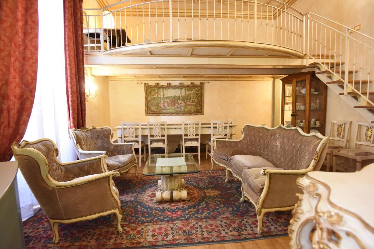 Italian Experience-suite Medici Loft 8 Leilighet