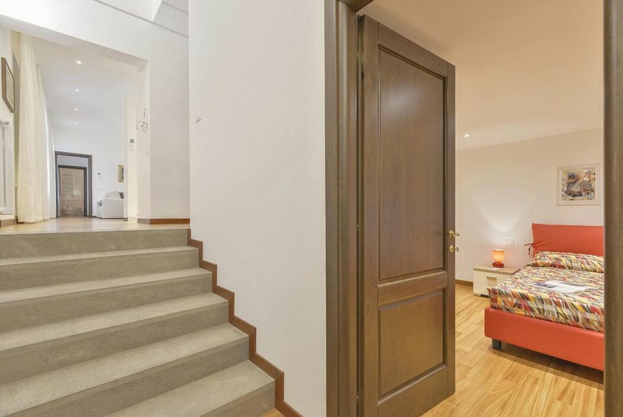 Palazzo Anselmi By Halldis * Firenze
