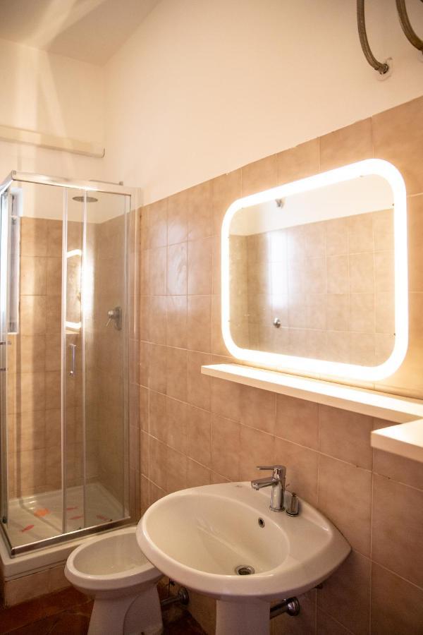 Unique Gem In Piazza Duomo * Florença