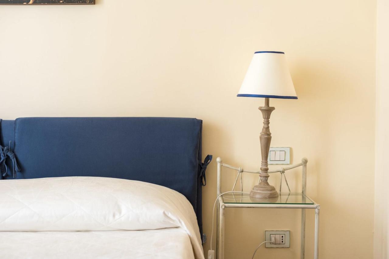 Charming 2bed Overlooking Duomo - Hosted By Sweetstay Appartement