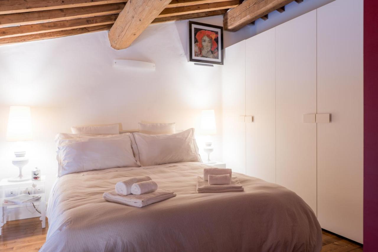 Apartment Pergola White Loft