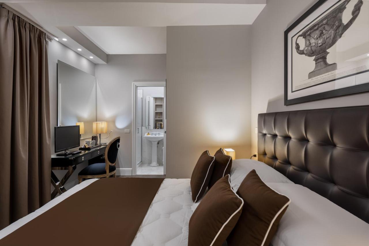 Hr Bedrooms In * Florença