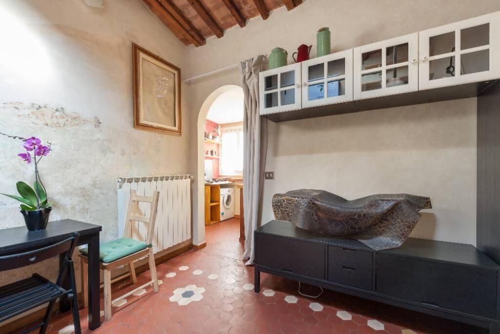 Medieval Tower House Near Ponte Vecchio - Apartamento
