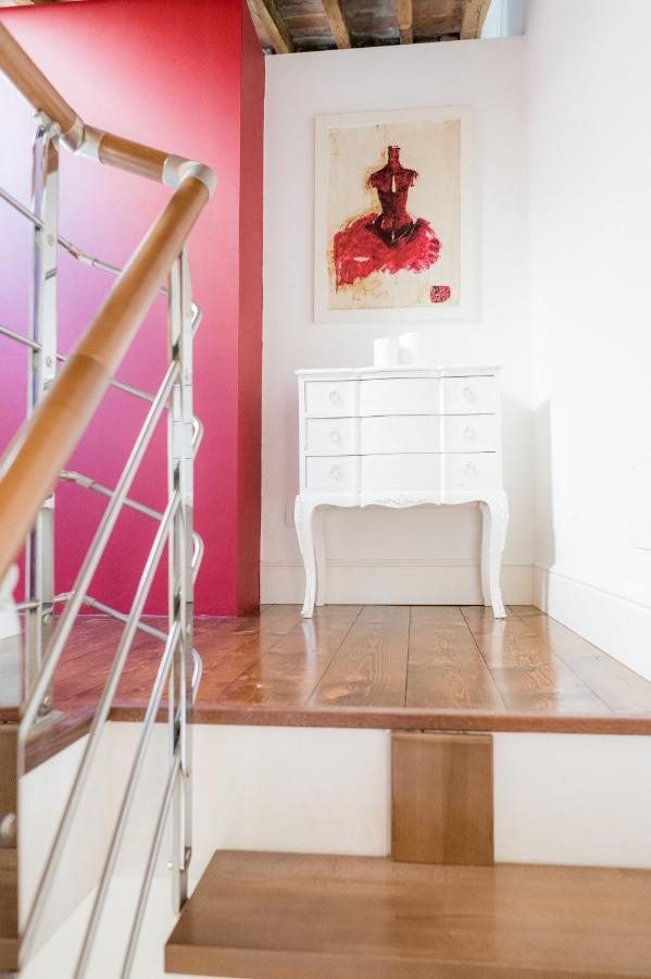 Pergola White Loft Apartment Florence