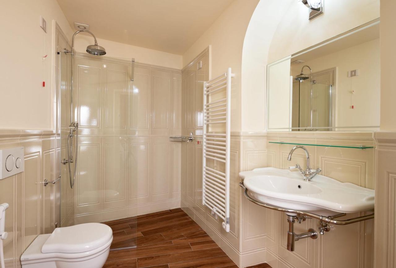 Bed & Breakfast Residenza Mondragone Firenze