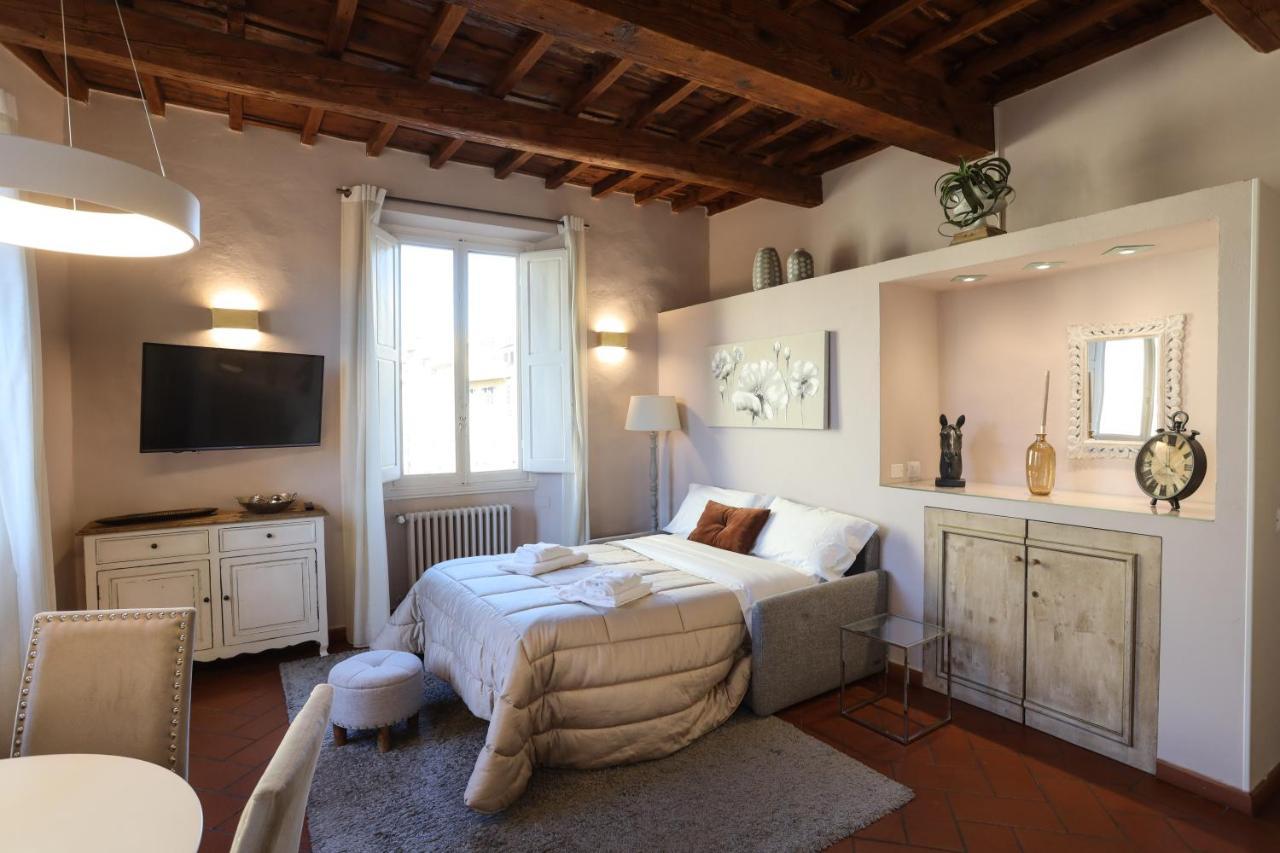 Santo Spirito - Elegante In Pieno Centro Apartamento Florença