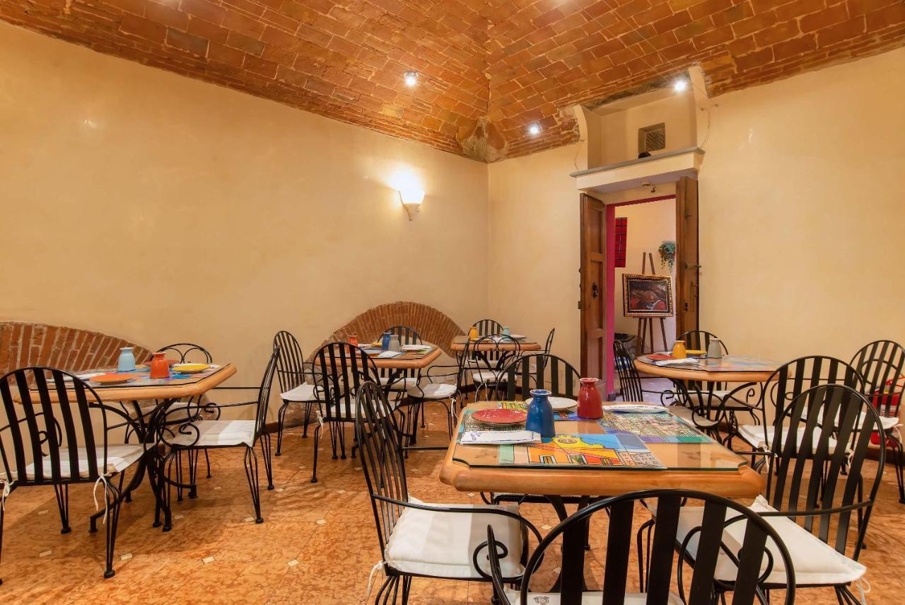 Porta Faenza Hotel
