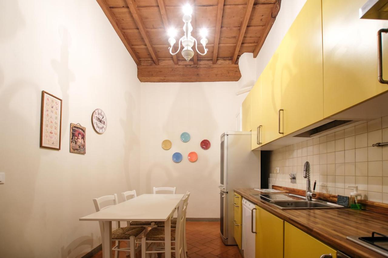 Appartement Roomy And Elegant By Piazza Pitti Florence