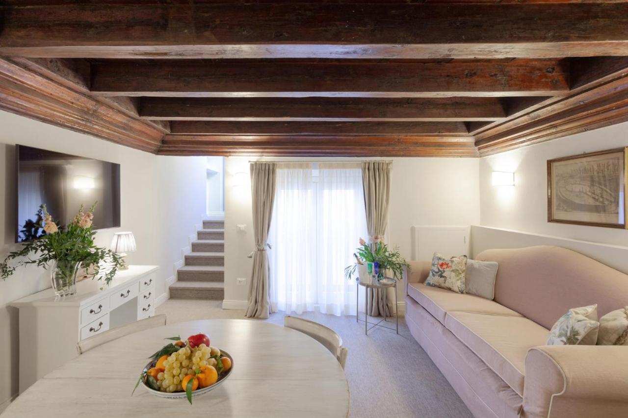 S. Spirito Flat Apartment