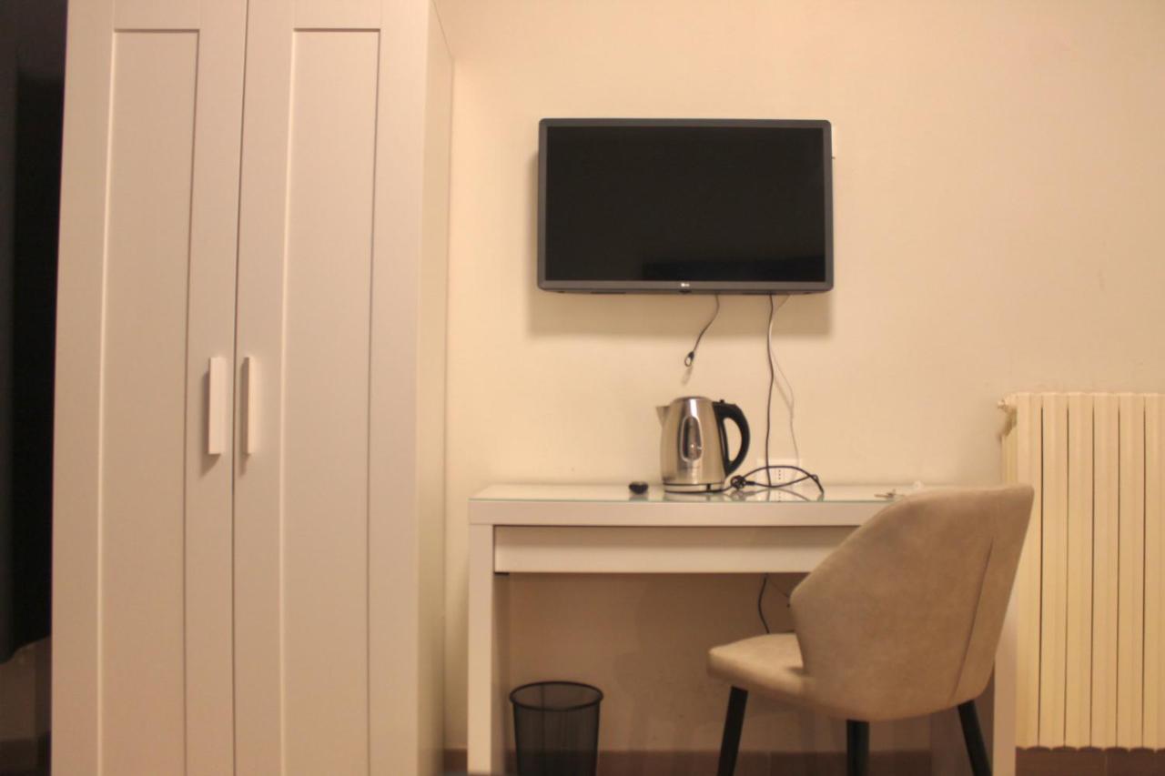 900 Toscana Hotel