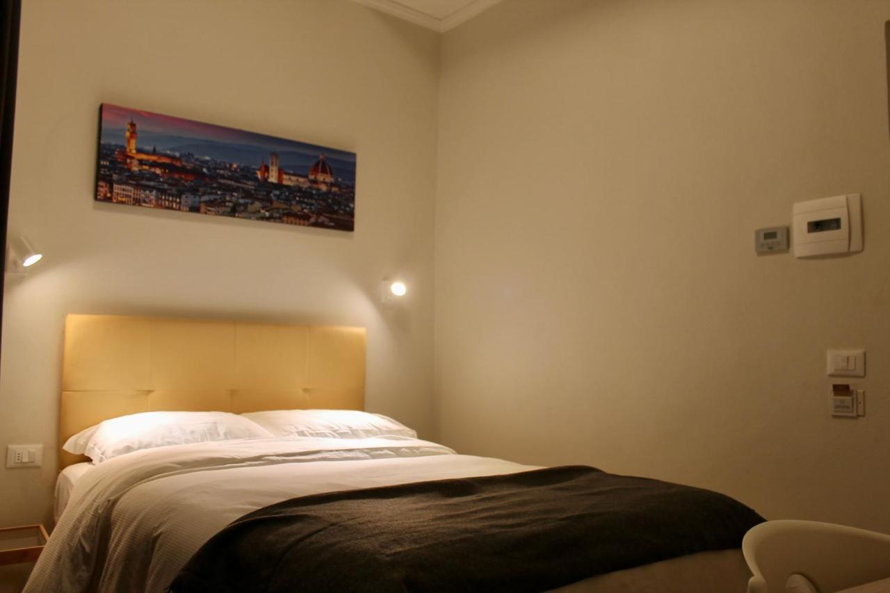 900 Toscana Hotel 2*