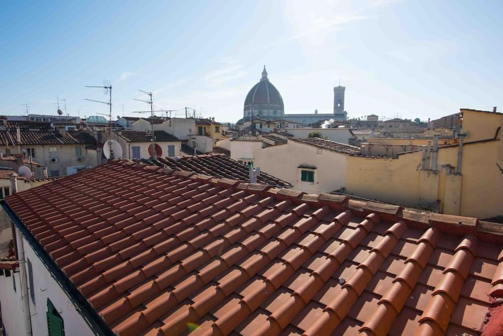 A Refuge With A Terrace Overlooking The Duomo Leilighet