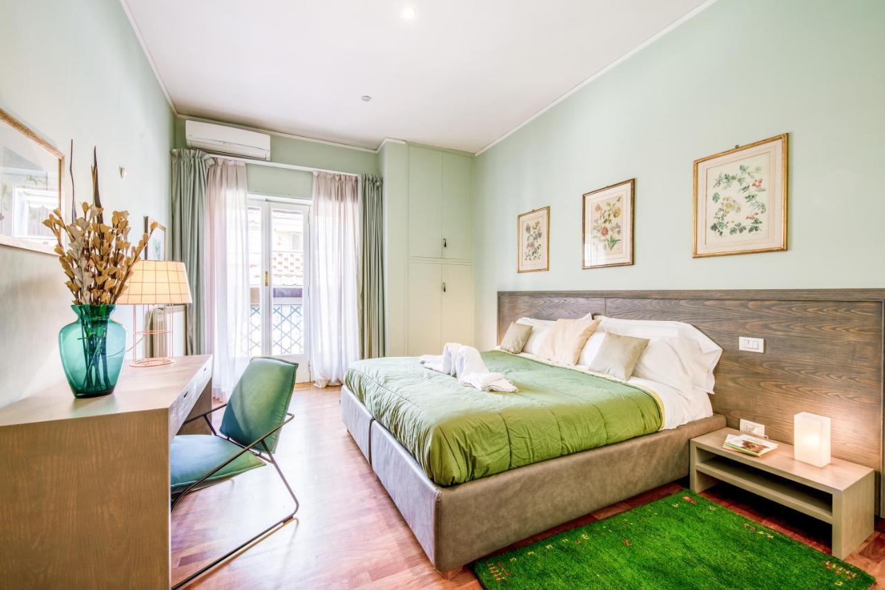 Guesthost - Elegant Ponte Vecchio Apartamento Florença