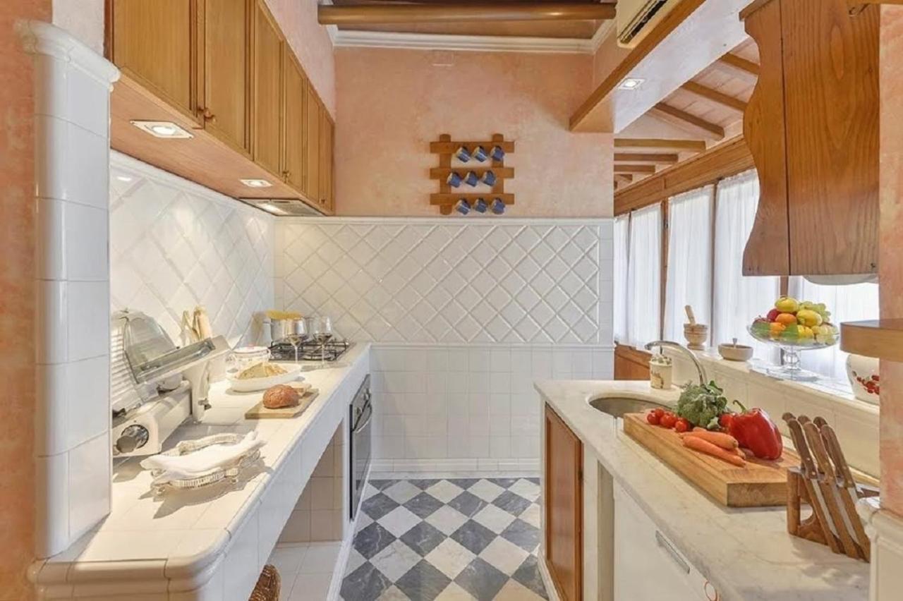 Maggio Palace By Vacavilla Appartement