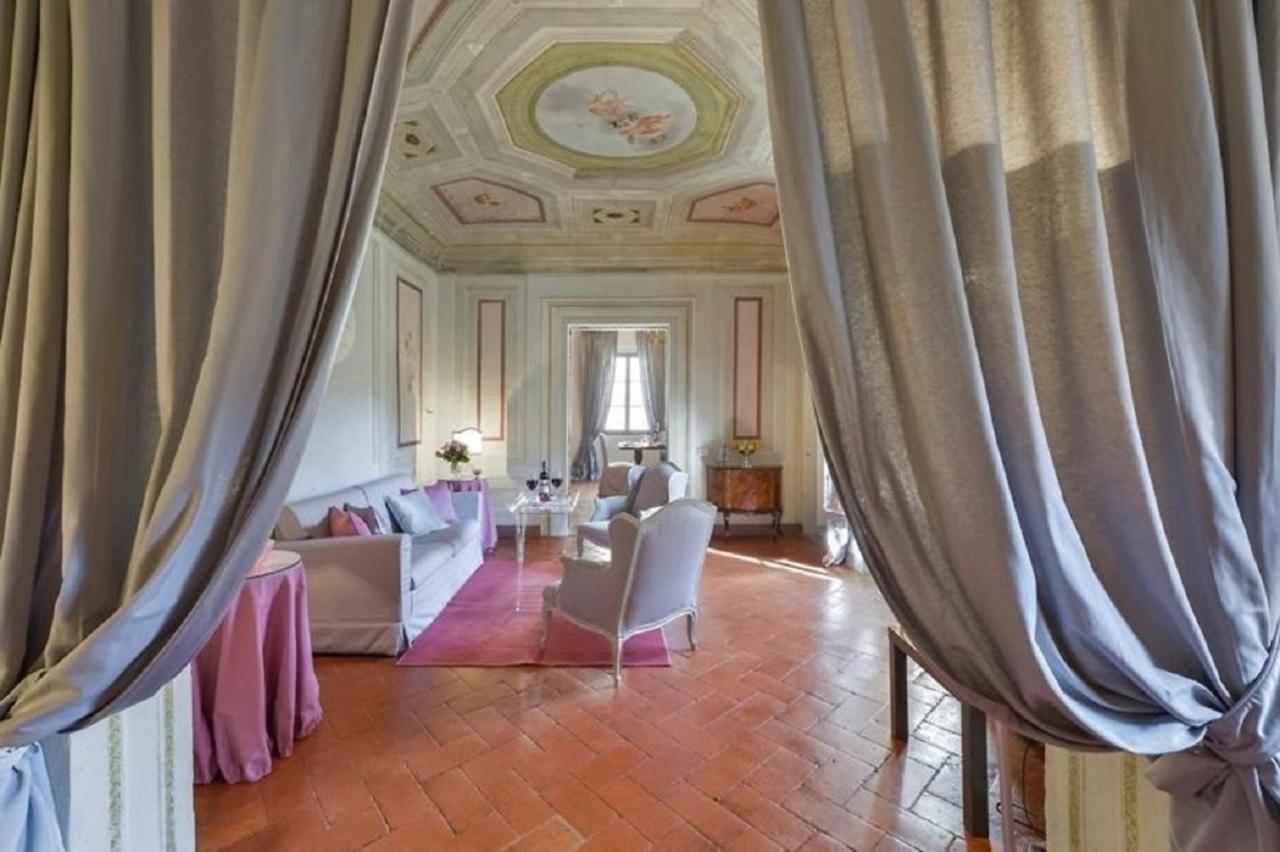 Appartement Maggio Frescoes By Vacavilla *