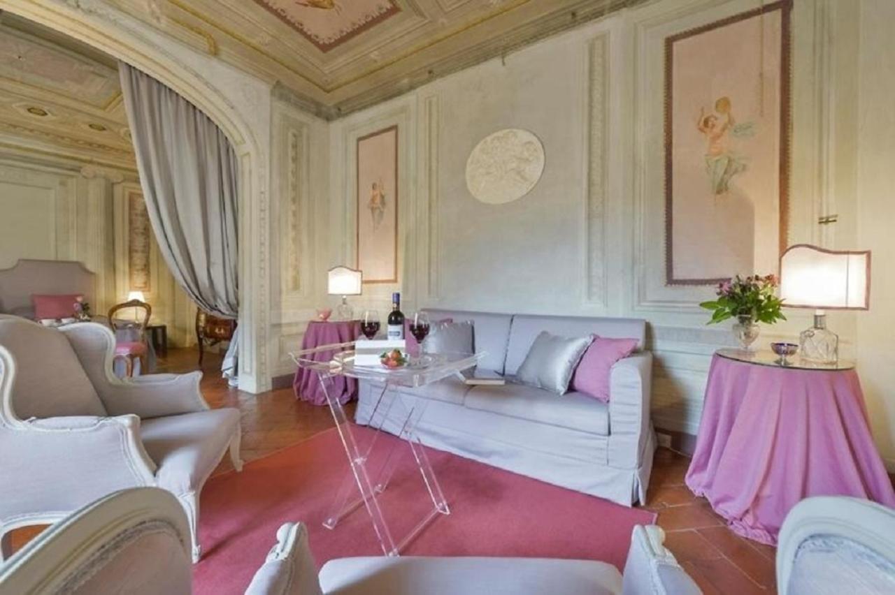 Appartement Maggio Frescoes By Vacavilla *