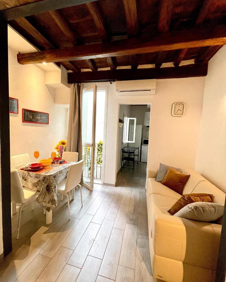 Leilighet Roberto's Apartment. Piazza Santa Croce.