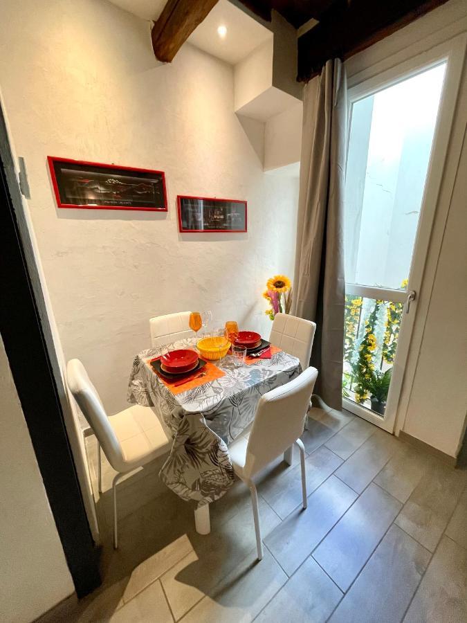 Appartamento Roberto's Apartment. Piazza Santa Croce. Firenze