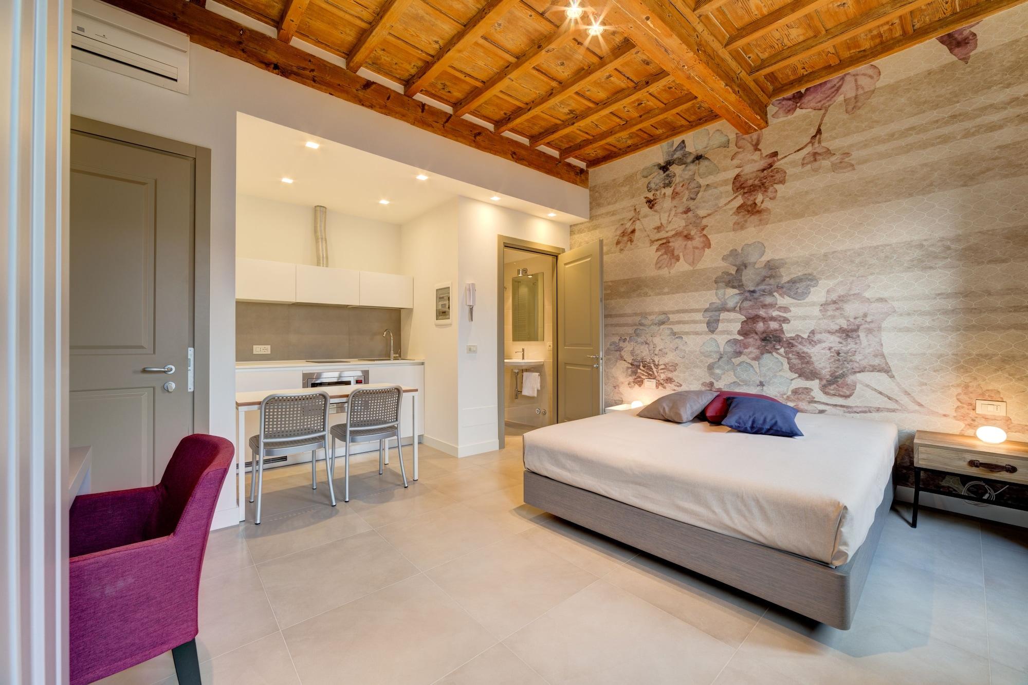 Palazzo Mannaioni Aparthotel 4*