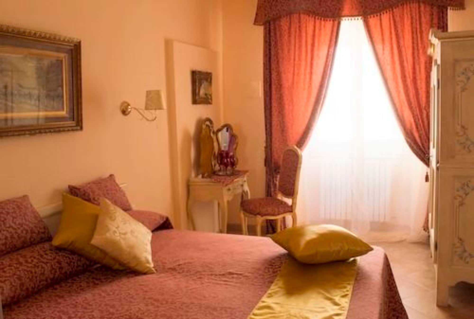 La Corte Dei Principi - Residenza D'epoca Bed & Breakfast Firenze