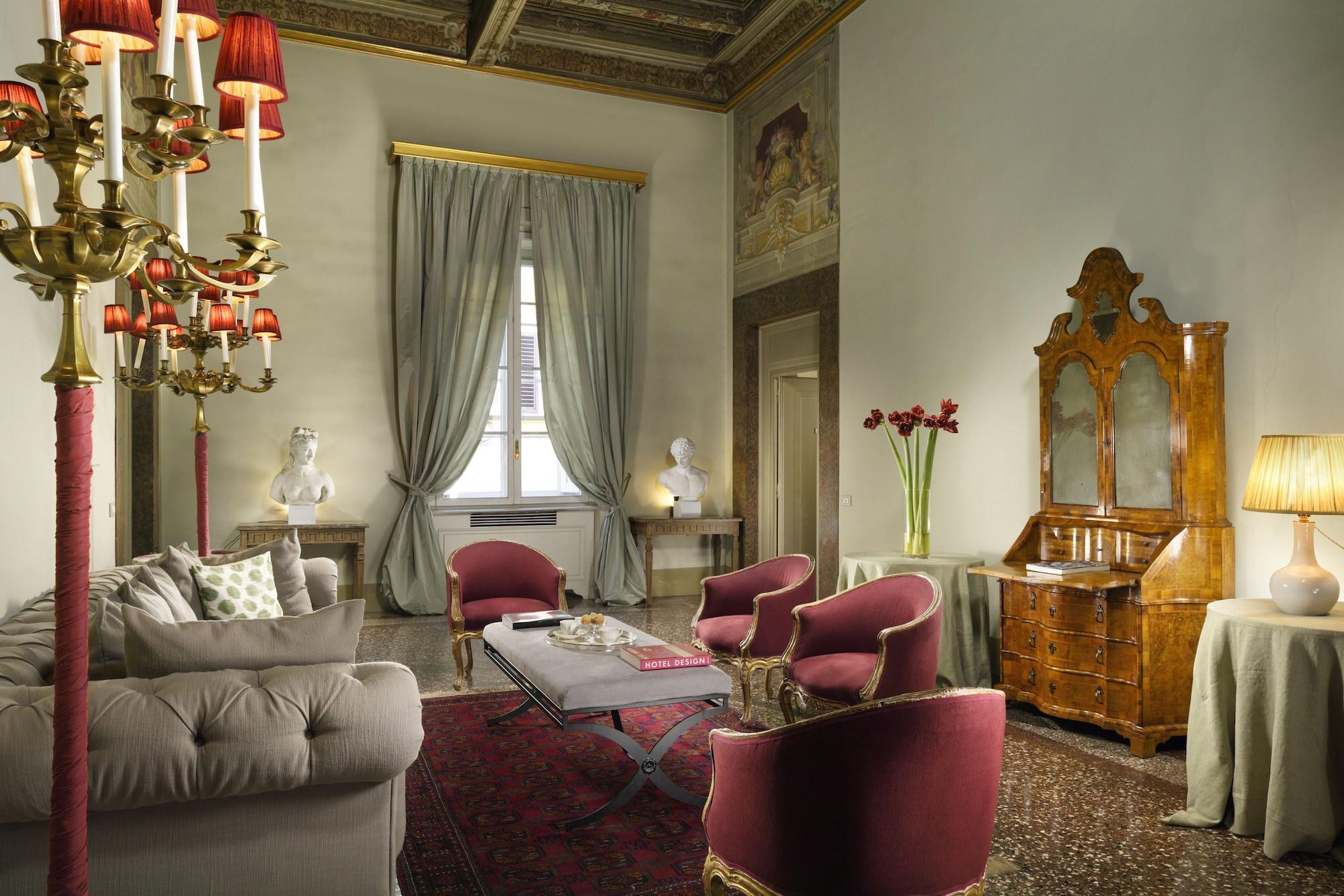 Hotel Al Palazzo Del Marchese Di Camugliano Residenza D'epoca Florence
