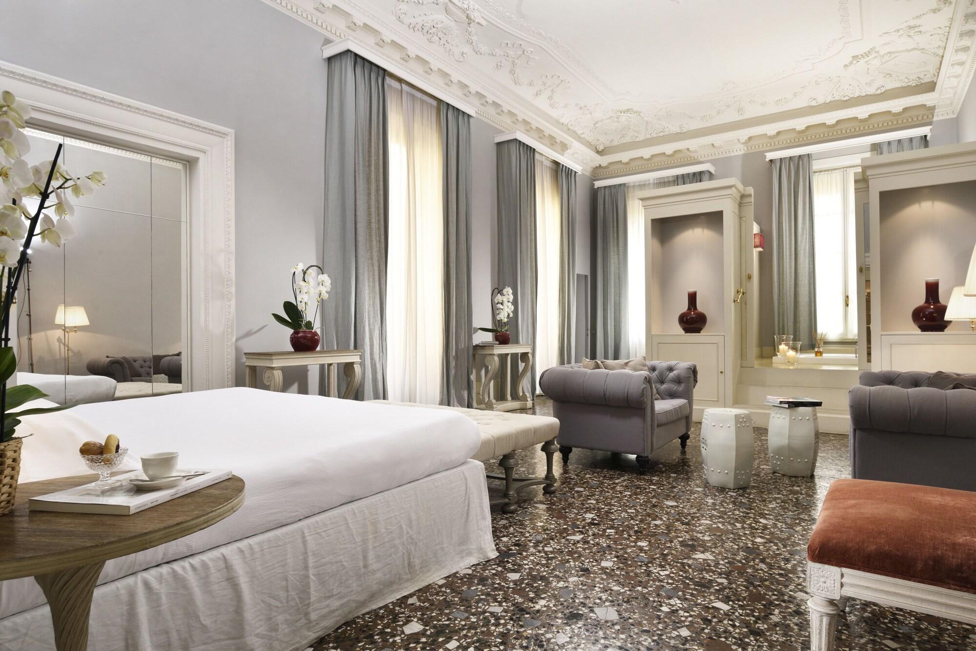 Hotel Al Palazzo Del Marchese Di Camugliano Residenza D'epoca