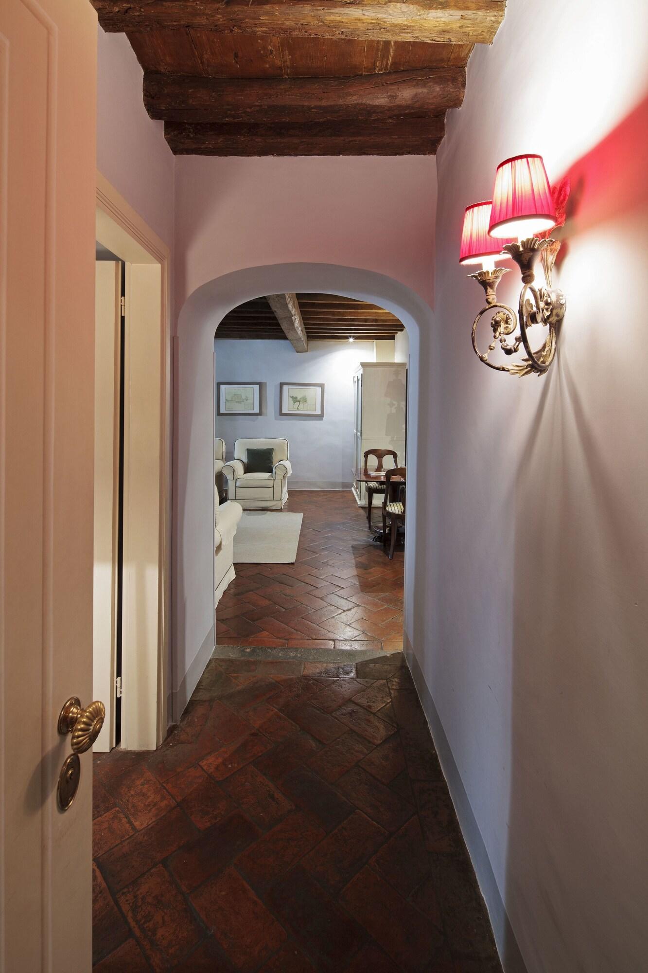 Al Palazzo Del Marchese Di Camugliano Residenza D'epoca