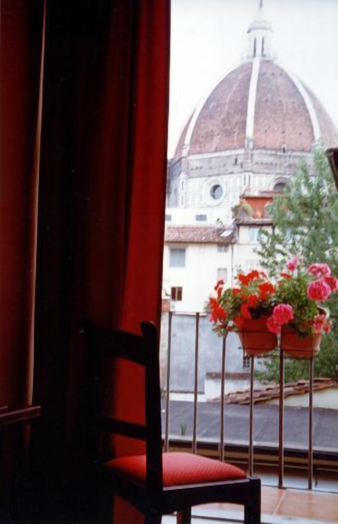 California Hotell 4*