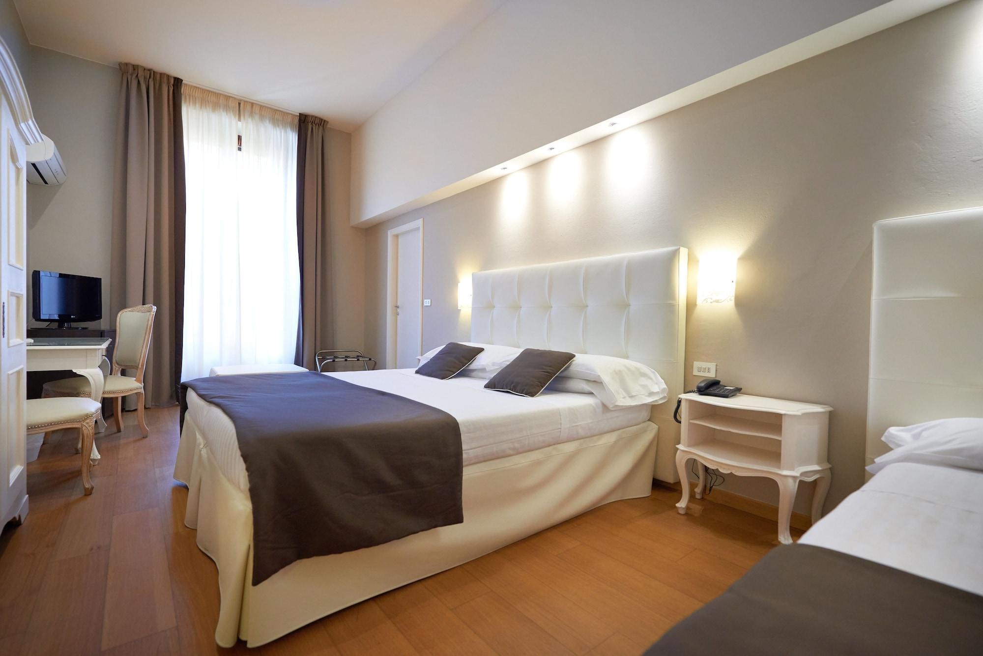 Hotel Cosimo De' Medici 3*