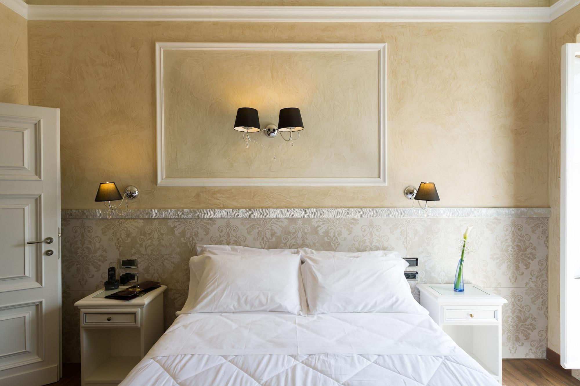 Hotell California 4*