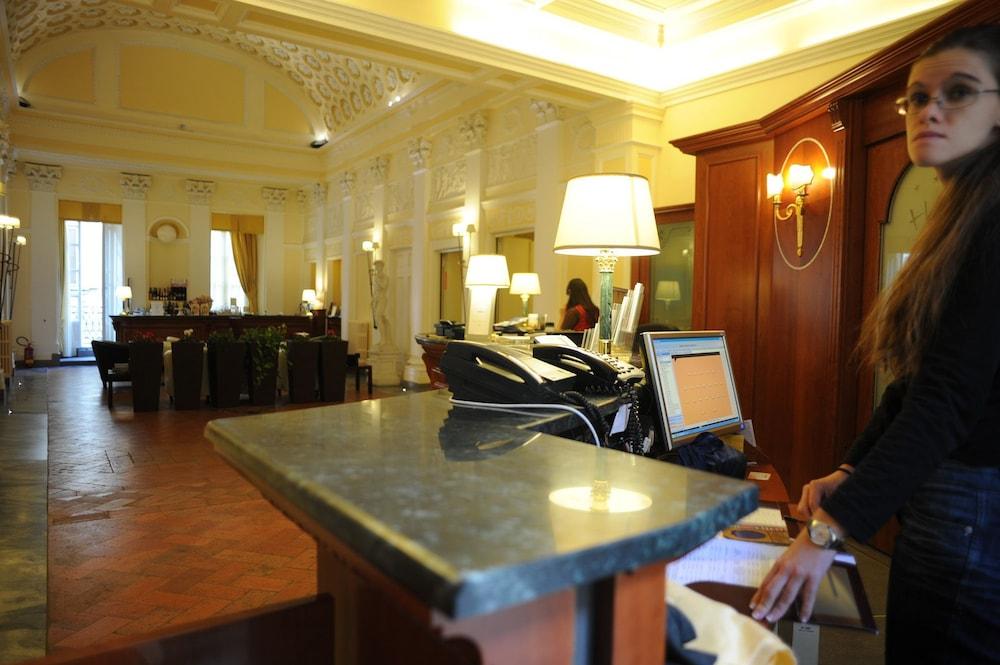 Hotell California 4*