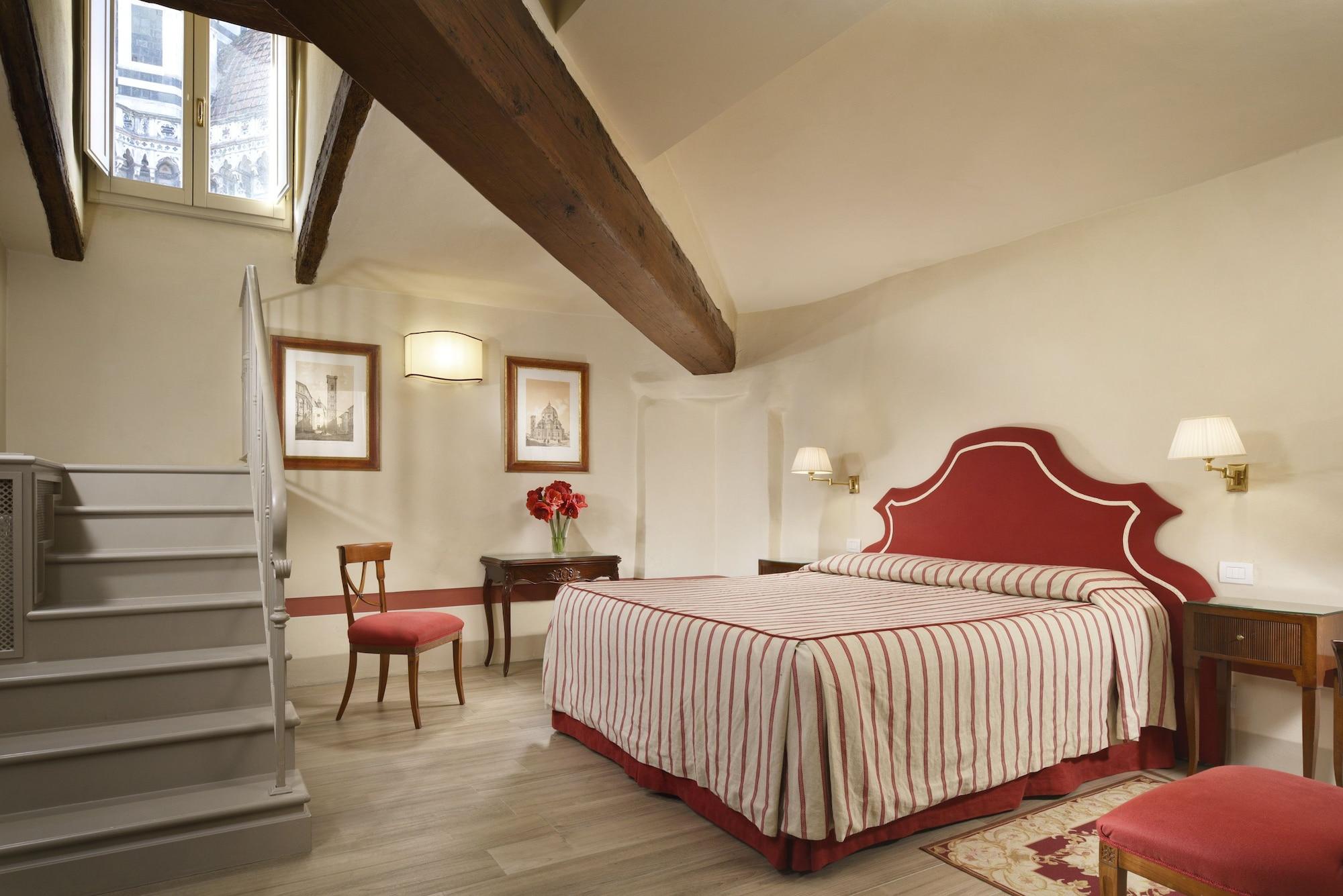 Palazzo Niccolini Al Duomo Residenza D'epoca Hotel 3*