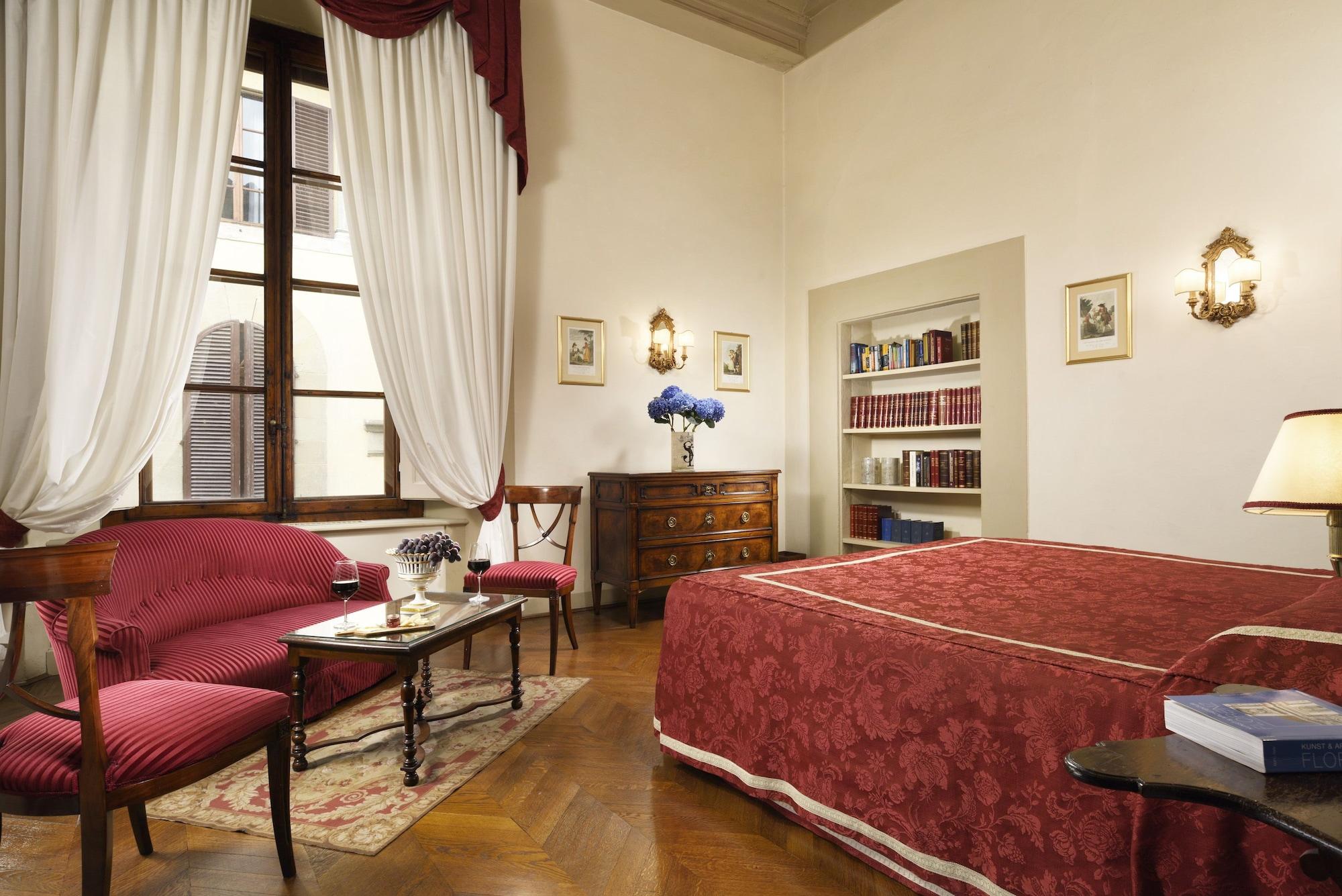 Hotel Palazzo Niccolini Al Duomo 3*