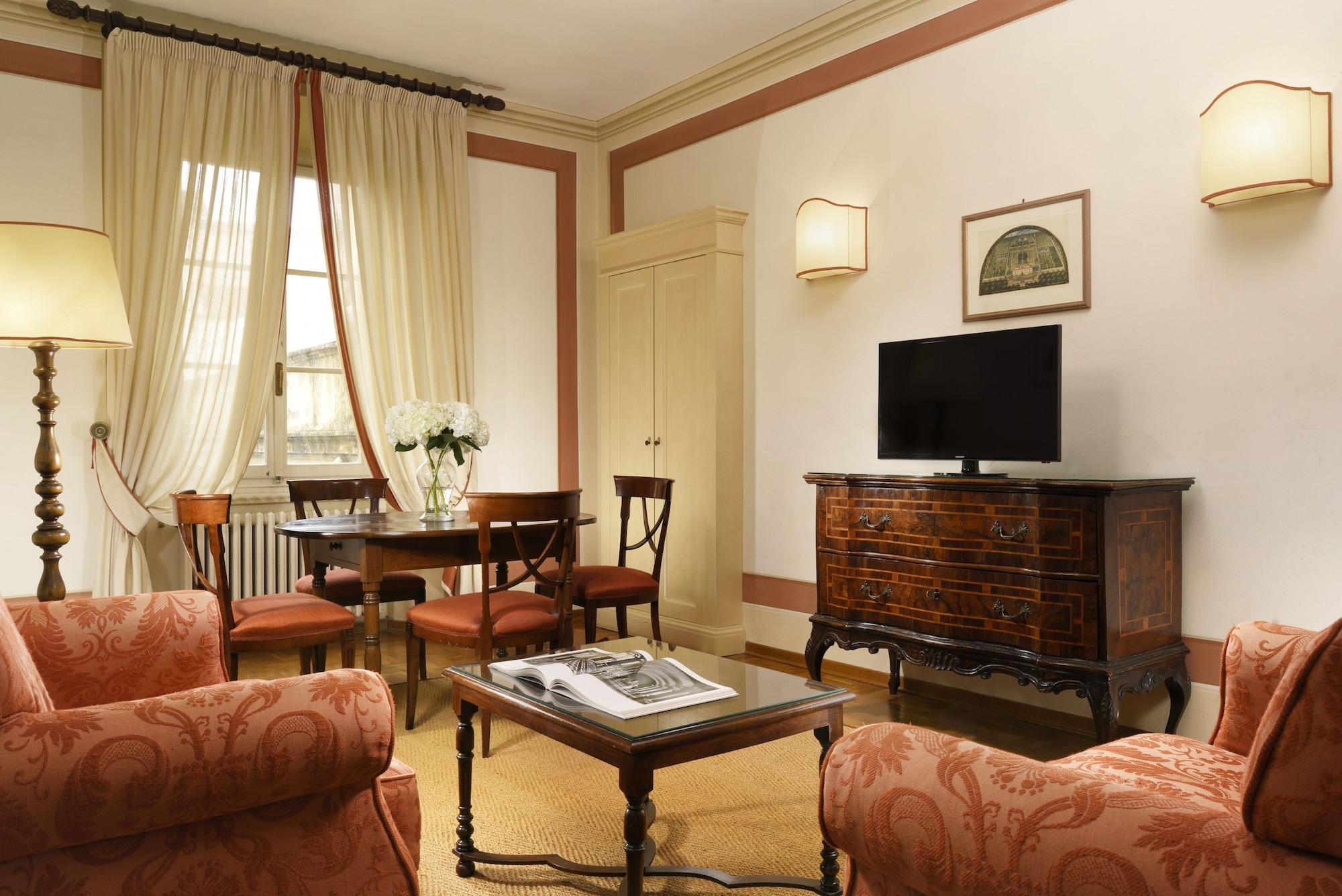 Palazzo Niccolini Al Duomo 3*