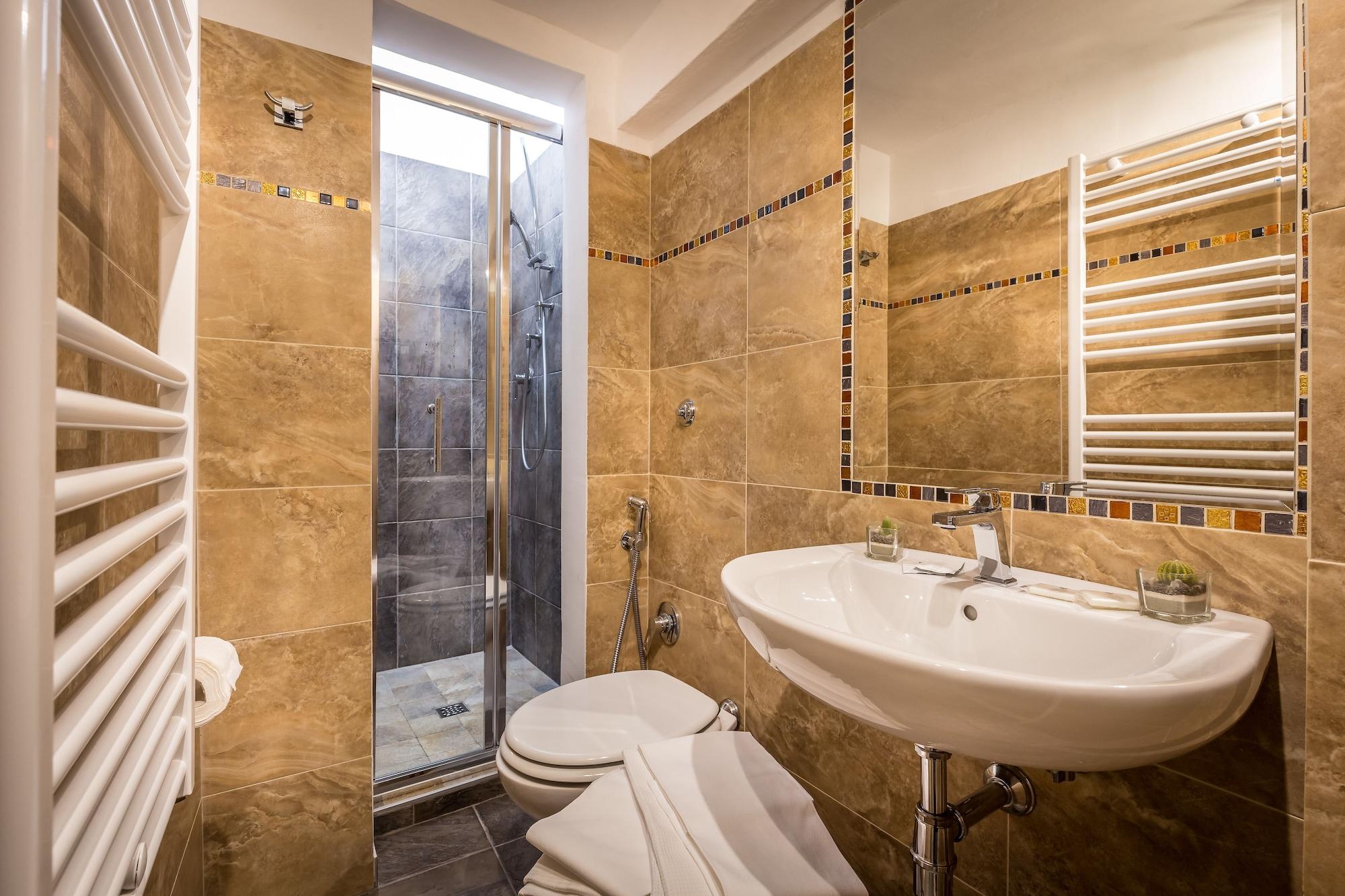 Ferretti Hotel 2*