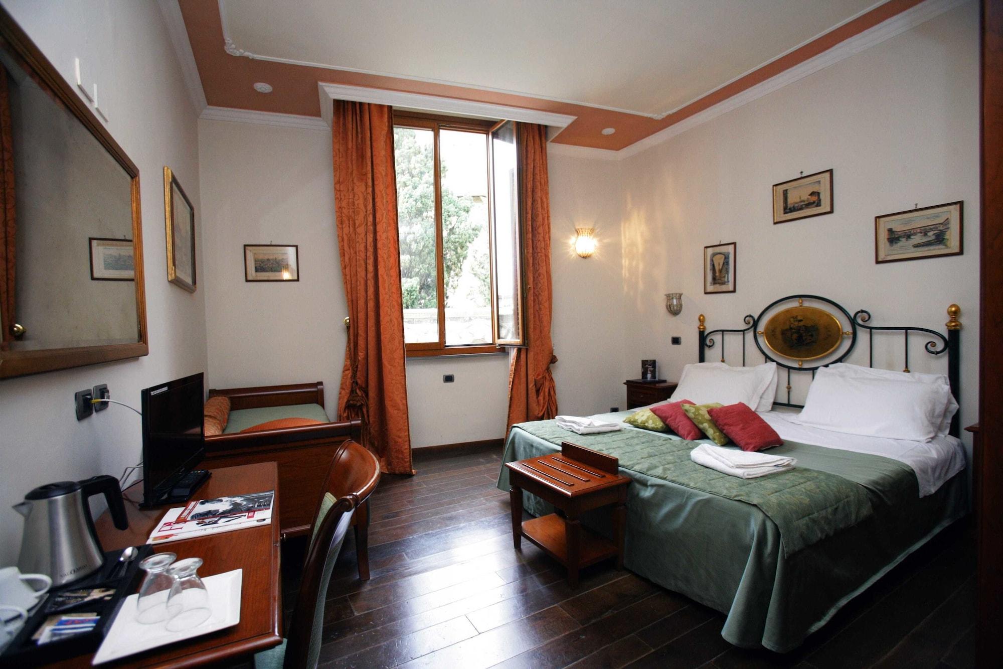 Domus Florentiae 4*