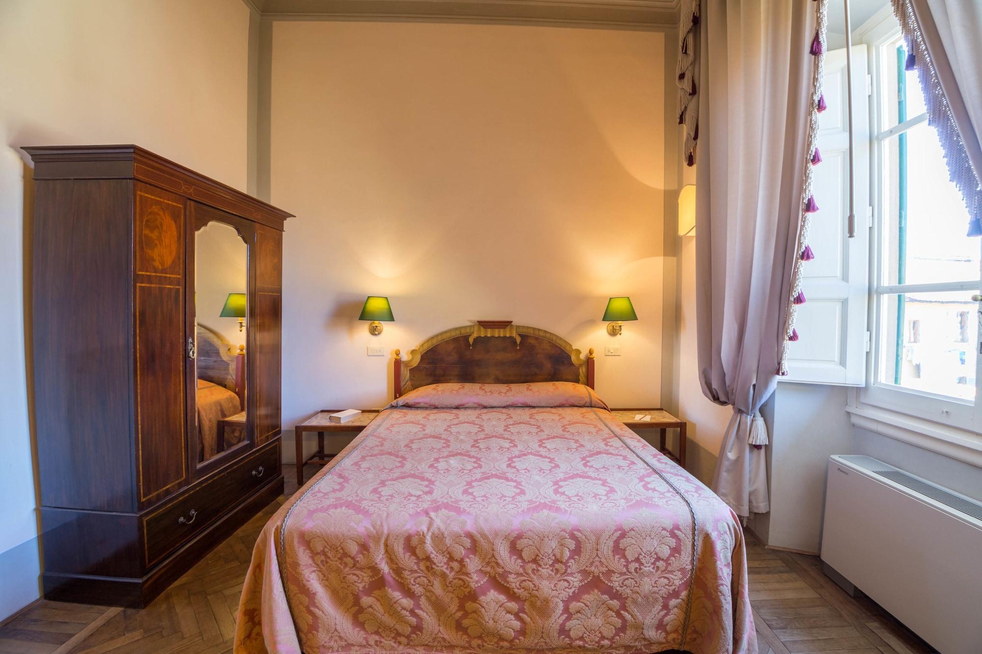 Loggiato Dei Serviti Hotel 3*