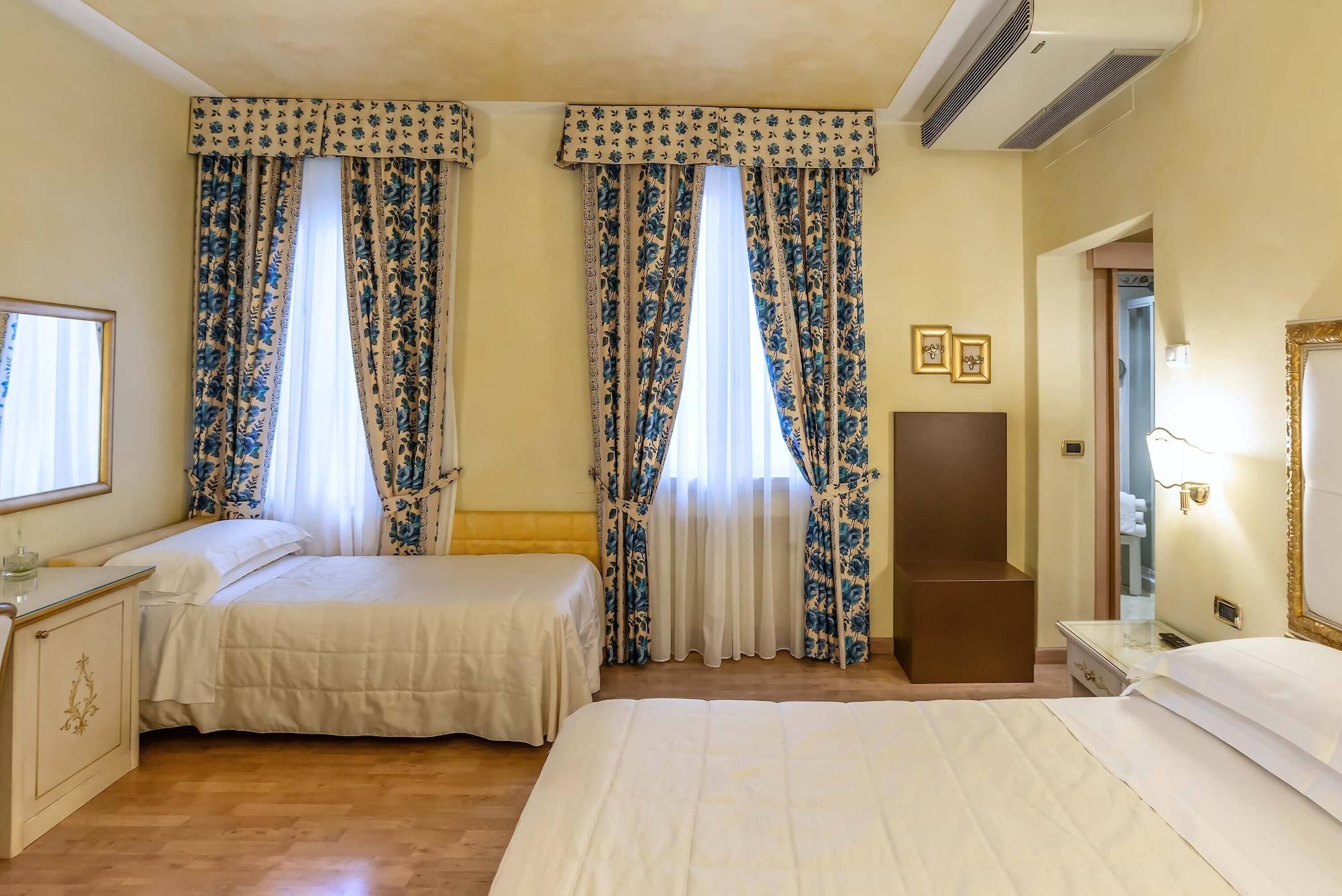 Alba Palace Hotel