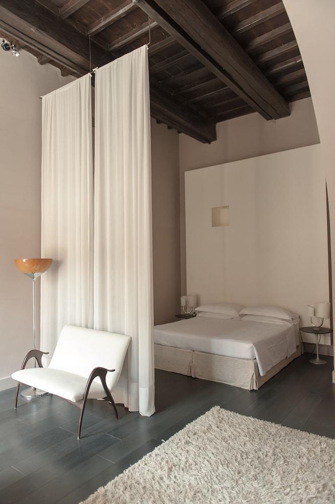 Riva Lofts 4* Florence