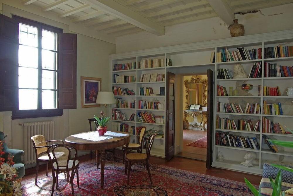 Country house Il Trebbiolo *