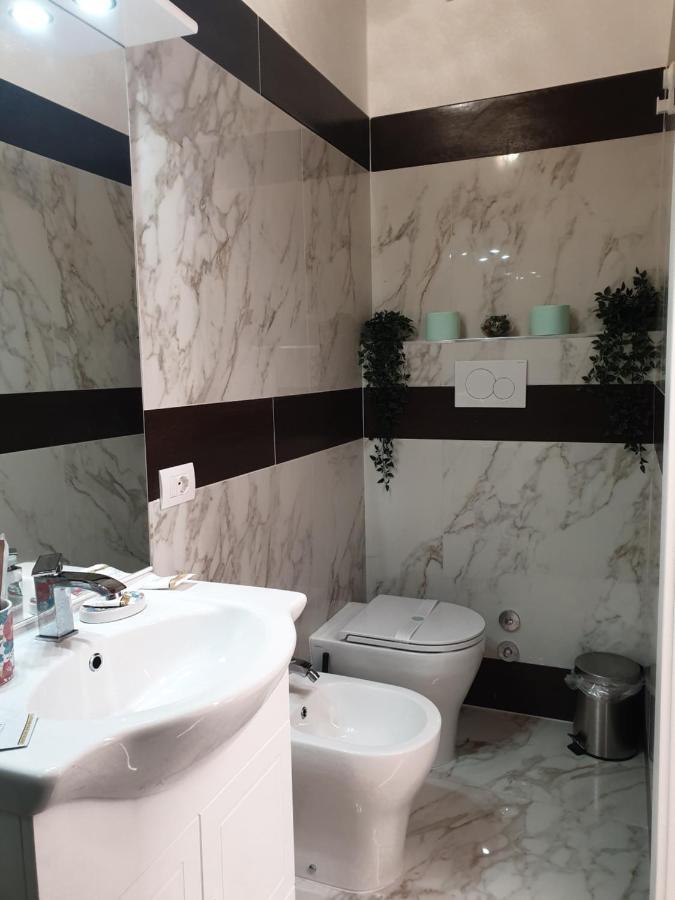 Appartement Elegante E Spazioso Bilocale In Zona Certosa *