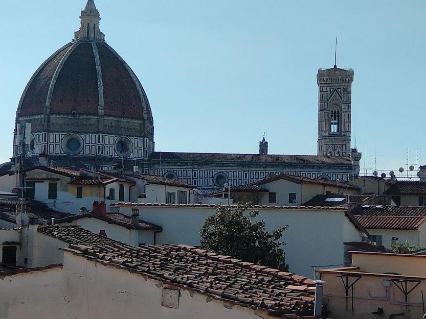 A Refuge With A Terrace Overlooking The Duomo Leilighet *