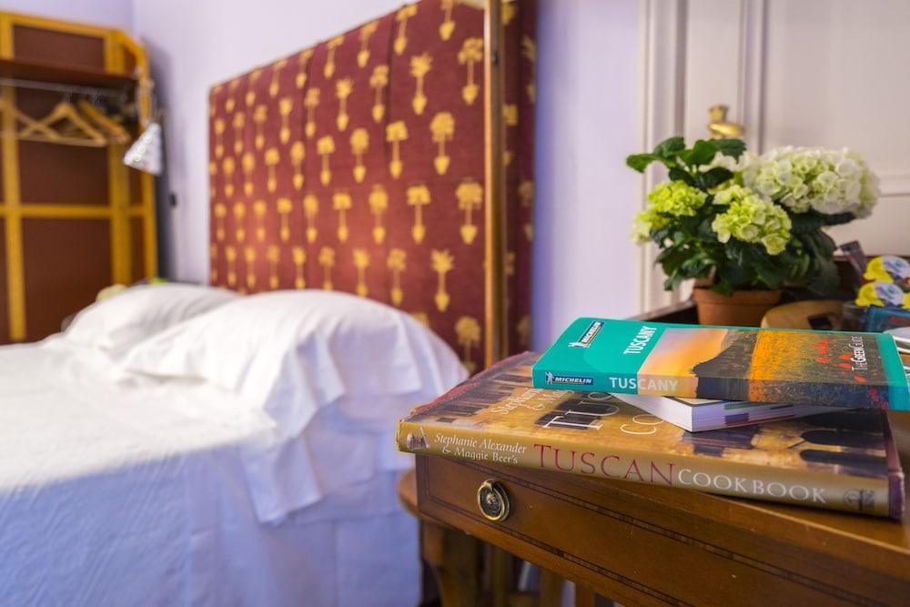 Casa Howard - Residenza D'epoca Hotel