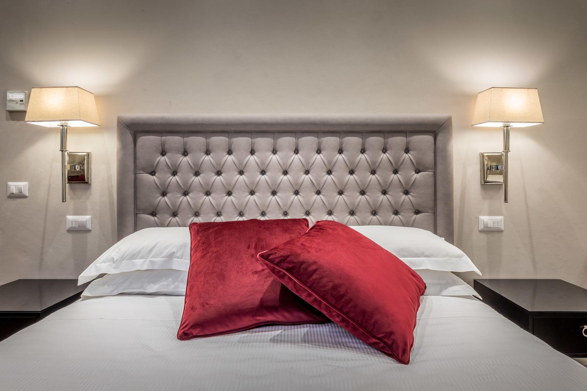 Emma Small Luxury Hotell